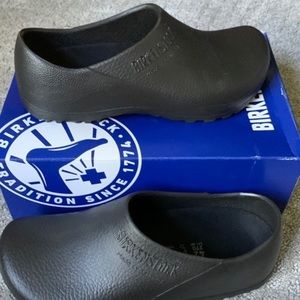❤️DONATED❤️Birkenstock Profi-Birki Brand new in box!